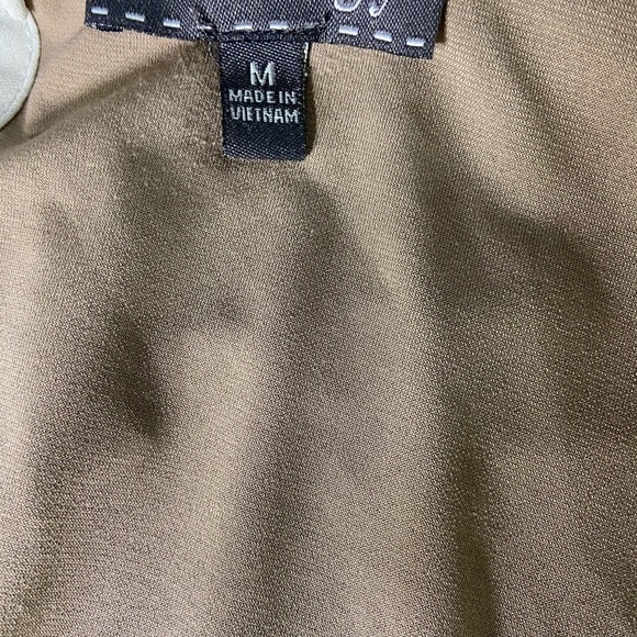 Top - Picture 6 of 7